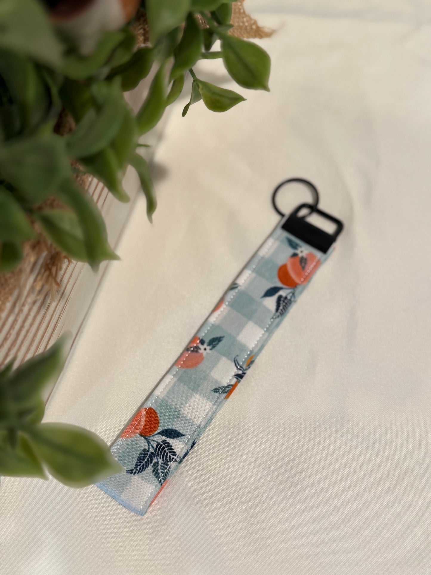 Wristlet keychains