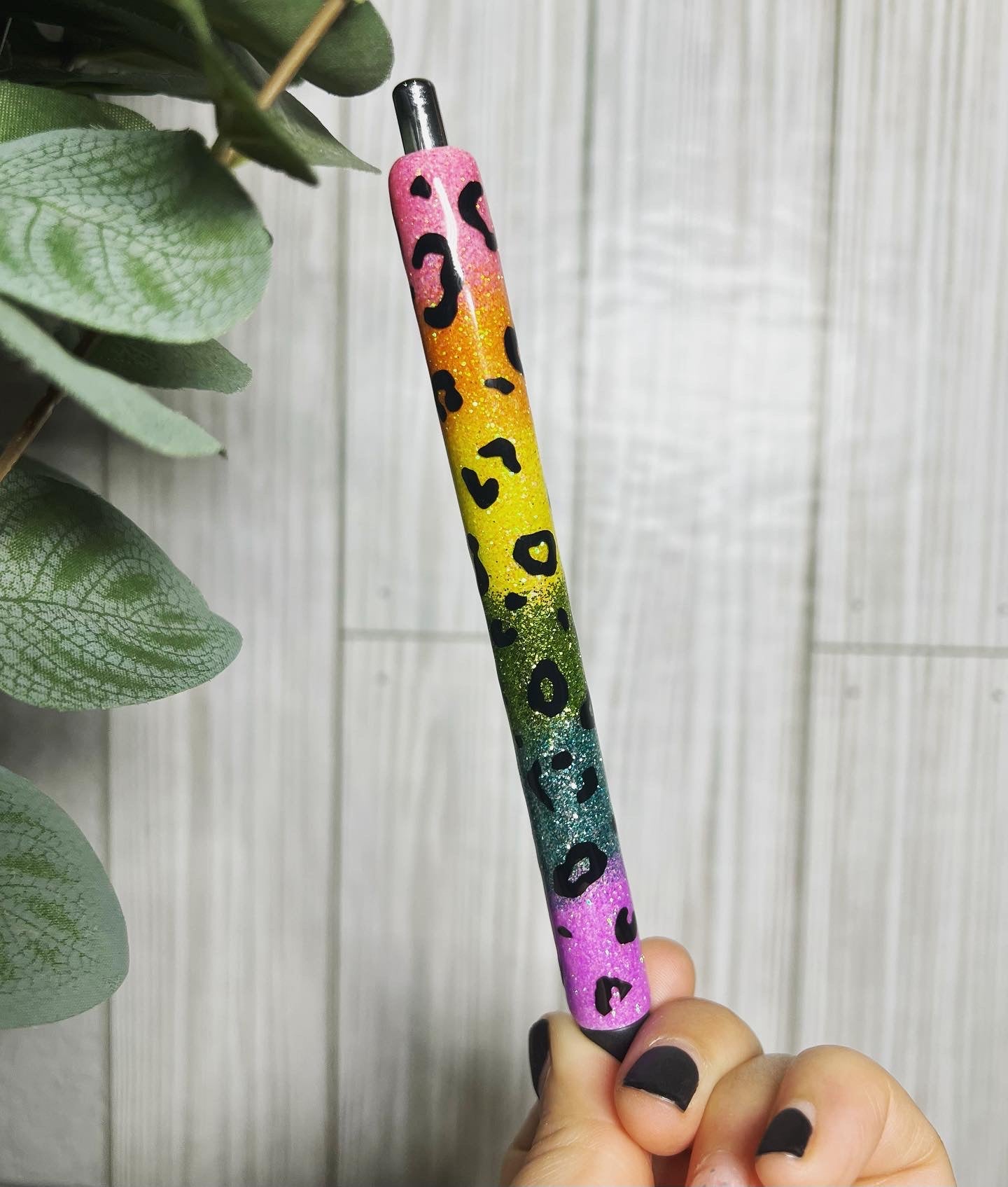 Rainbow print pen